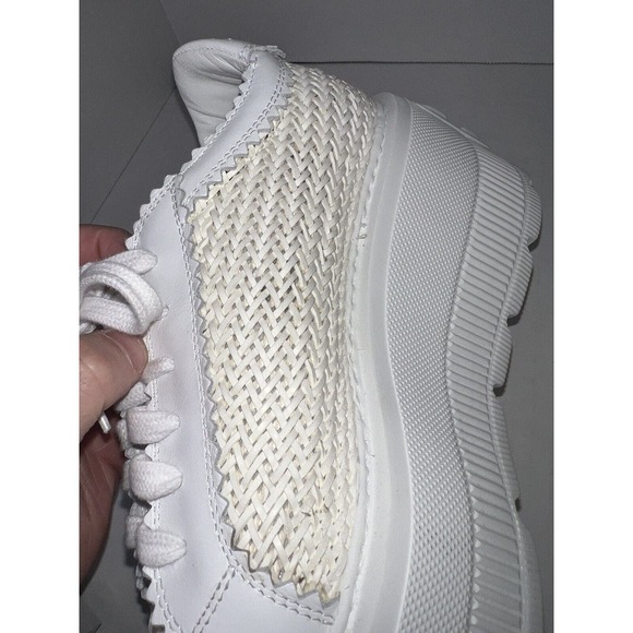 Casadei Nexus Hanoi Woman’s White On White Size US 8 1/2 EUC Made In Italy - Picture 15 of 16